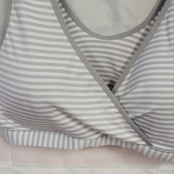 Secret Treasures Gray & White Wrap Style Nursing Super Soft Sleep Bra XXXL - Picture 2 of 4